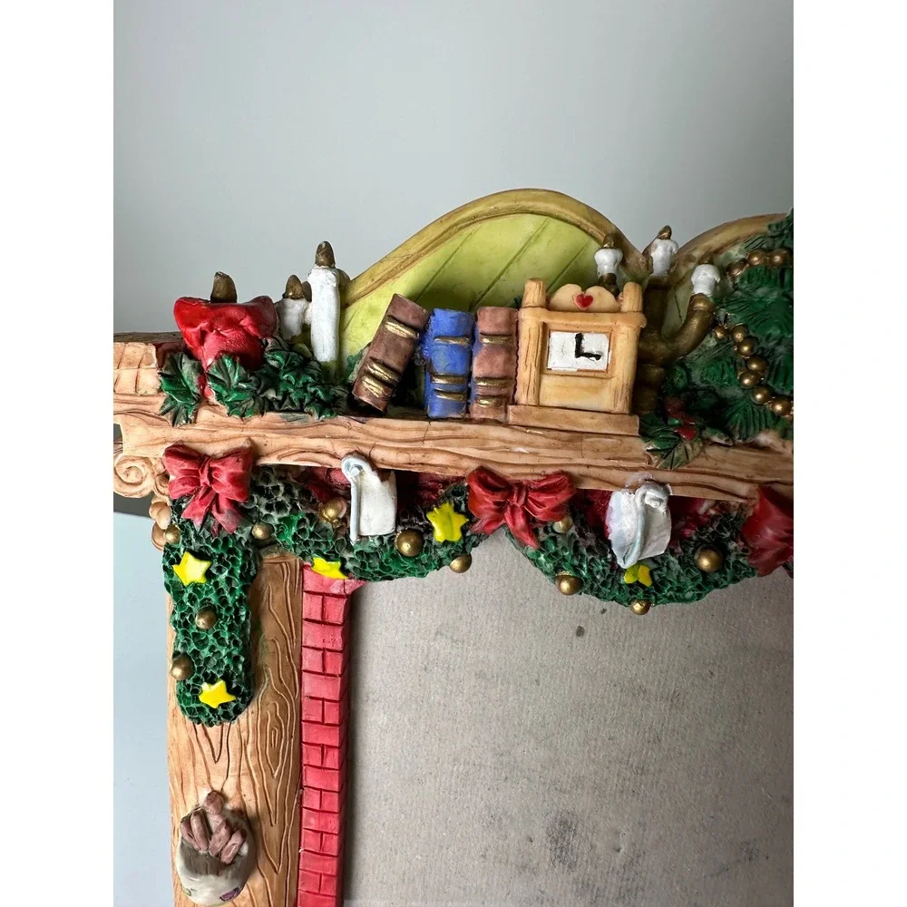 Vintage 90s 3D Christmas Fireplace Picture Frame Resin Holiday Decor Mantel